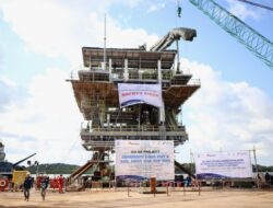 Usai Fabrikasi, PHE ONWJ Lepas Anjungan OOA ke Pesisir Laut Jawa