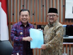 Tingkatkan Mutu Pendidikan Jambi, Gubernur Al Haris Boyong Bupati/Wali Kota Temui Mendikdasmen RI