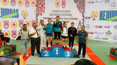 Membanggakan, Lifter Pabersi Jambi Raih 2 Medali Emas dan 1 Perak di Kejurnas Medan