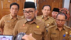 Sekda Sudirman Kukuhkan Pengurus PD IBI Provinsi Jambi