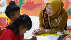 Hj. Hesti Haris dan IAD Wilayah Jambi Tanda Tangani Kerja Sama Program PARENTING CLASS