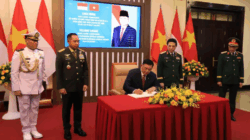 Panglima TNI dan Menhan RI Perkuat Kerja Sama Pertahanan Dengan Vietnam